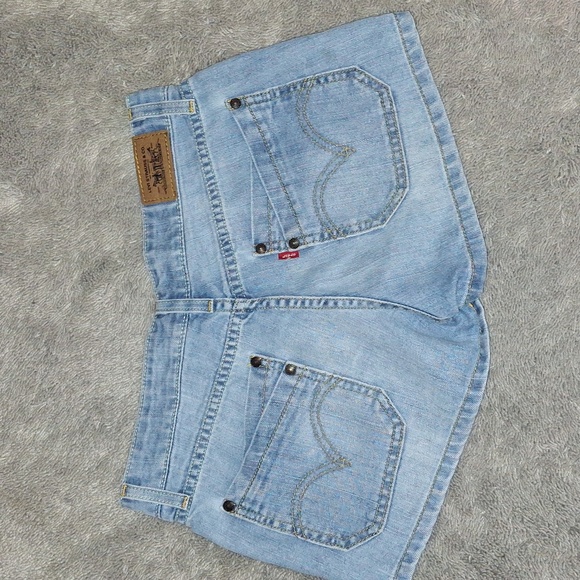 Levi's Shorts Denim Low rise - Picture 2 of 9